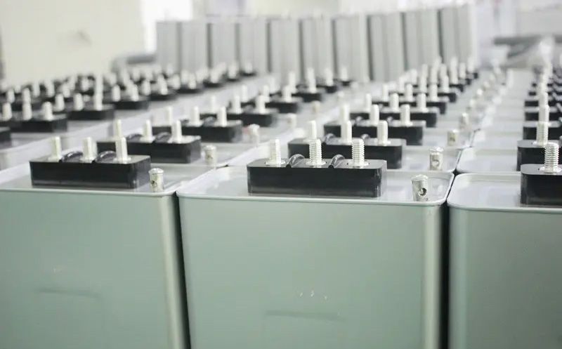 低壓電力電容器的智能化特點(diǎn)有哪些？